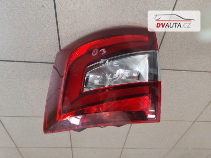 Levé zadní světlo 5E9945208A